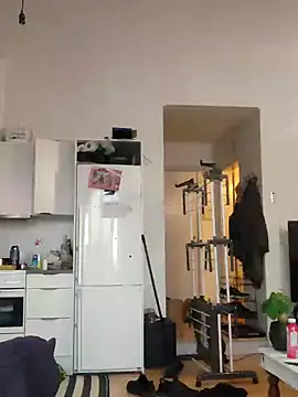 Snapshot of eltoulou chatting on March 19, 2025, 5:17 pm eltoulou online show from March 19, 2025, 5:17 pm