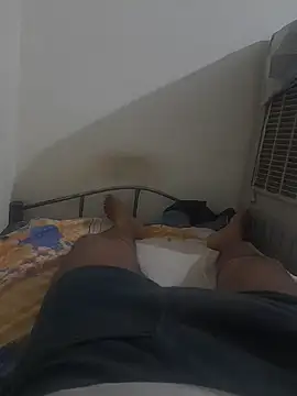 Snapshot of workoutsaurabh chatting on October 28, 2025, 12:33 am workoutsaurabh online show from October 28, 2025, 12:33 am