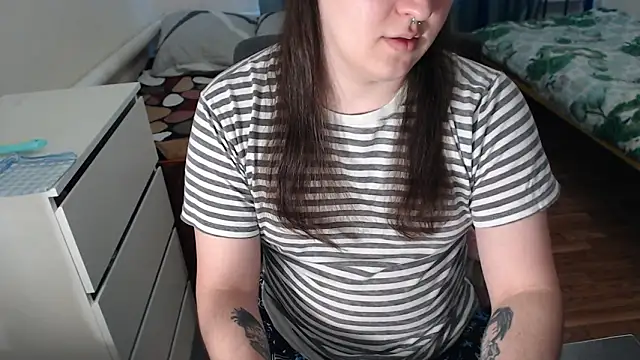 EvaMiron online show from February 1, 2026, 12:14 pm