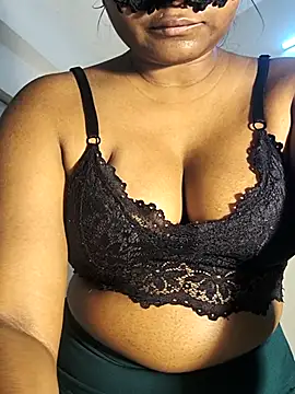 Snapshot of FANTASY_QUEEN_07 chatting on May 10, 2026, 2:26 am FANTASY QUEEN 07 online show from May 10, 2026, 2:26 am