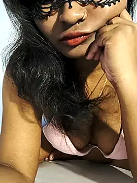 FANTASY QUEEN 07 online show from September 23, 2025, 9:05 am