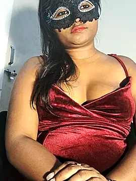 FANTASY QUEEN 07 online show from March 19, 2026, 9:20 am