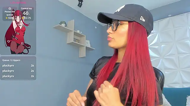 Snapshot of LiaWood_ chatting on March 5, 2025, 11:16 pm LiaWood online show from March 5, 2025, 11:16 pm