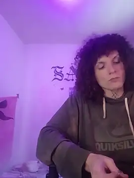 Snapshot of SuccubusTatuada chatting on March 27, 2026, 2:29 pm SuccubusTatuada online show from March 27, 2026, 2:29 pm