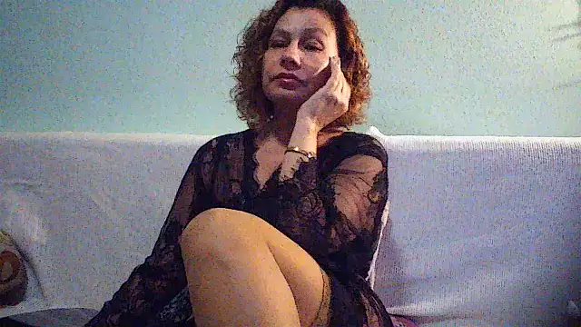 Mat Elenore online show from October 5, 2025, 5:31 am