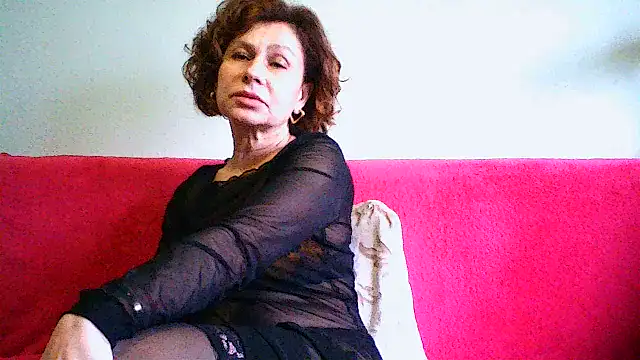 Snapshot of Mat_Elenore chatting on April 11, 2026, 7:45 am Mat Elenore online show from April 11, 2026, 7:45 am