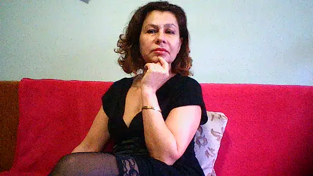 Mat Elenore online show from January 12, 2026, 6:42 am