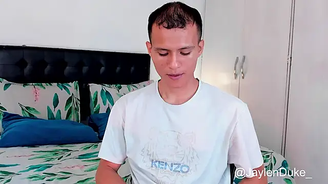 Snapshot of jaylen_and_duke chatting on December 1, 2025, 11:22 am jaylen and duke online show from December 1, 2025, 11:22 am