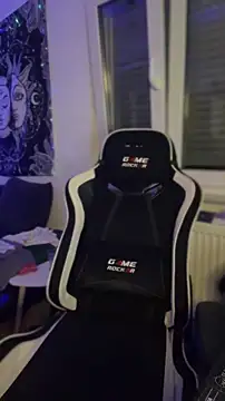 kinkygirl420x online show from September 30, 2025, 8:04 pm