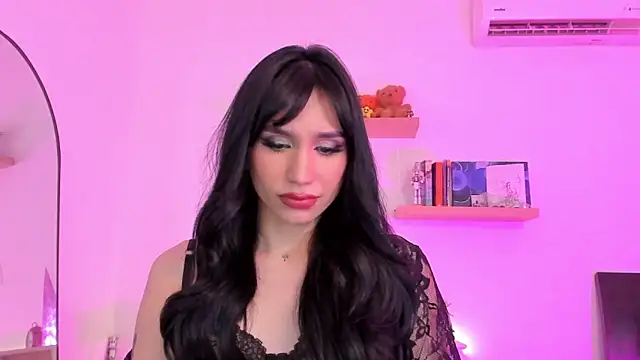 Snapshot of rose_saenz chatting on December 15, 2024, 7:21 pm rose saenz online show from December 15, 2024, 7:21 pm