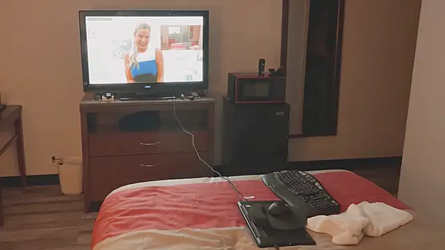 Snapshot of HARD_2QUIT chatting on January 23, 2025, 7:43 am HARD 2QUIT online show from January 23, 2025, 7:43 am