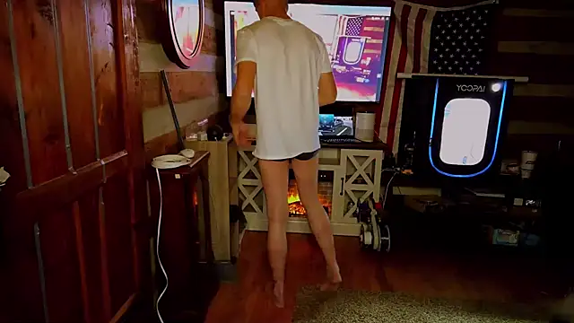 Snapshot of HARD_2QUIT chatting on November 28, 2025, 8:25 am HARD 2QUIT online show from November 28, 2025, 8:25 am