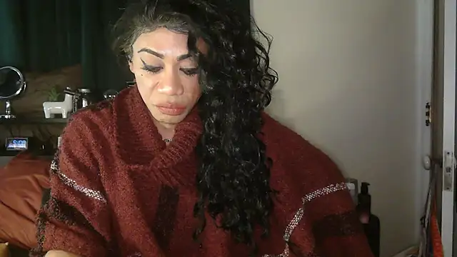 Snapshot of CaramelDipper chatting on February 13, 2026, 2:00 am CaramelDipper online show from February 13, 2026, 2:00 am