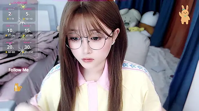 Sweet-18wanwan online show from November 26, 2025, 1:11 pm