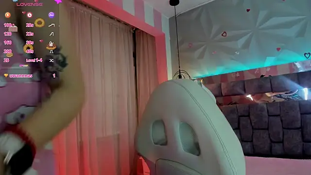 Candy morgan412 online show from November 5, 2025, 11:24 am