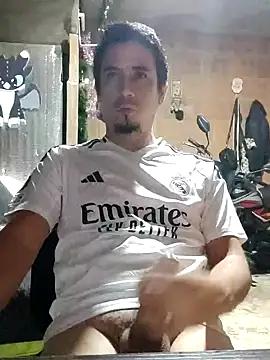 Rejy1992 online show from December 18, 2024, 3:37 am