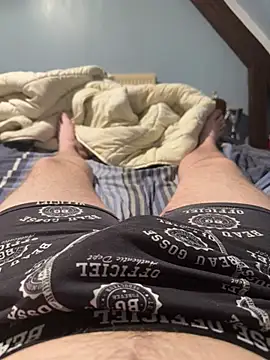 Snapshot of youlo71 chatting on March 19, 2026, 1:44 pm youlo71 online show from March 19, 2026, 1:44 pm