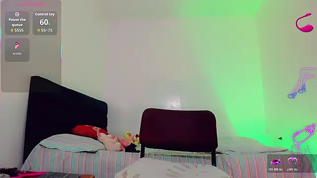 Amanda Cax online show from April 6, 2026, 7:48 pm