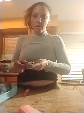 Everlyrose27 online show from March 5, 2026, 4:09 am