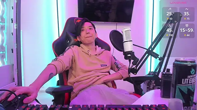 Snapshot of wexlee7 chatting on December 6, 2024, 9:51 pm wexlee7 online show from December 6, 2024, 9:51 pm