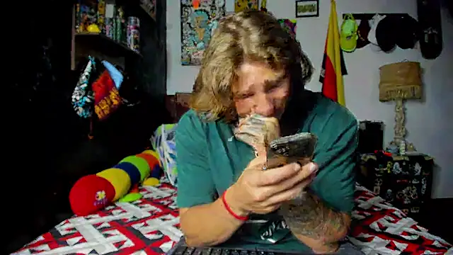 Snapshot of Tom_Krakow chatting on February 19, 2026, 8:06 pm Tom Krakow online show from February 19, 2026, 8:06 pm