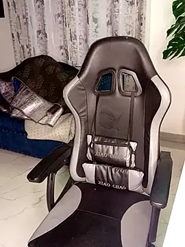 Snapshot of rosey_cheeks chatting on October 23, 2025, 3:49 am rosey cheeks online show from October 23, 2025, 3:49 am