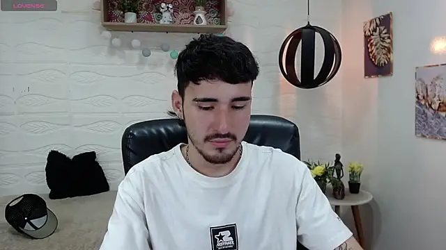 DmitriSanders online show from January 28, 2025, 12:36 am