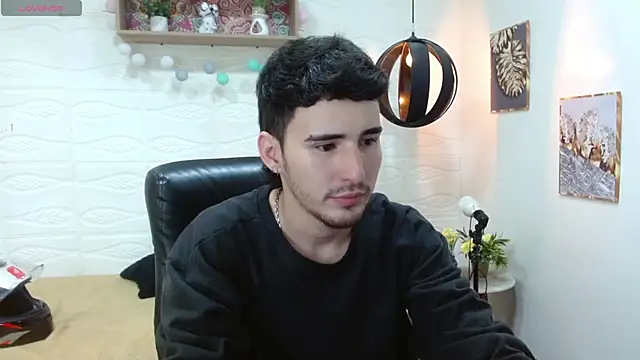 DmitriSanders online show from March 21, 2025, 10:06 pm