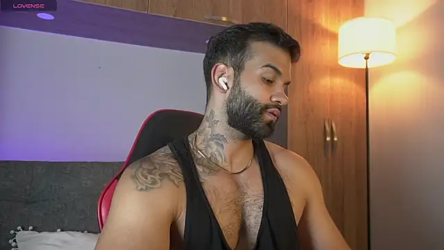 MarkHazze online show from February 17, 2026, 11:46 pm