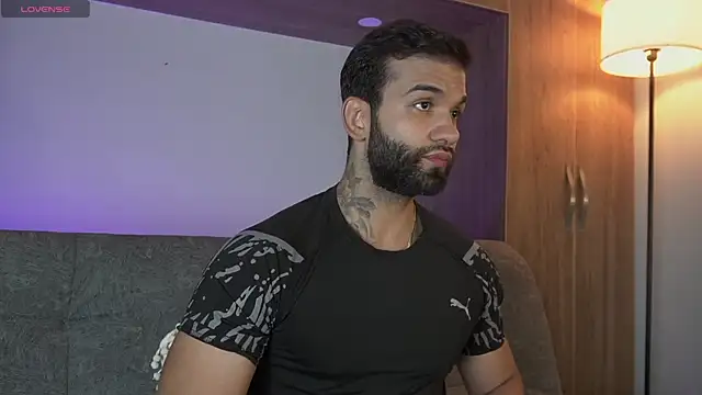 MarkHazze online show from April 9, 2026, 12:45 am