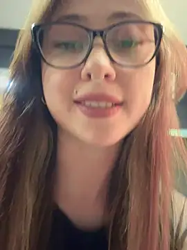 Snapshot of Sofii_gold chatting on January 28, 2025, 3:04 am Sofii gold online show from January 28, 2025, 3:04 am