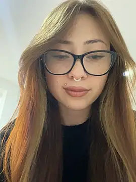 Snapshot of Sofii_gold chatting on February 10, 2025, 12:19 am Sofii gold online show from February 10, 2025, 12:19 am