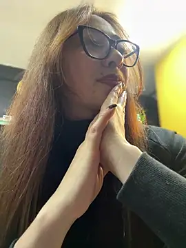 Snapshot of Sofii_gold chatting on March 12, 2025, 3:35 am Sofii gold online show from March 12, 2025, 3:35 am