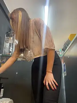 Snapshot of Sofii_gold chatting on December 4, 2024, 2:36 am Sofii gold online show from December 4, 2024, 2:36 am