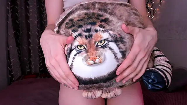 space cowgirl online show from March 4, 2025, 7:43 pm