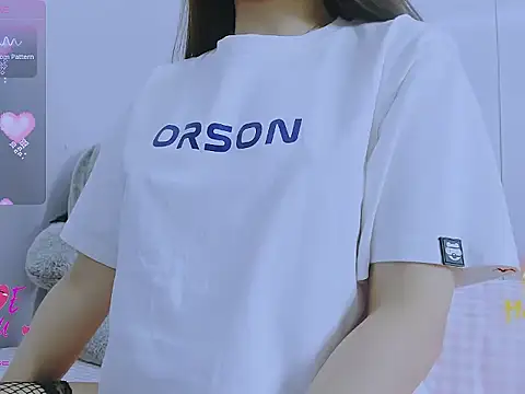 Snapshot of Linh_diudang chatting on November 15, 2025, 3:43 am Linh diudang online show from November 15, 2025, 3:43 am