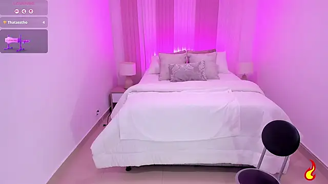 Leah Grey online show from September 15, 2025, 11:21 am