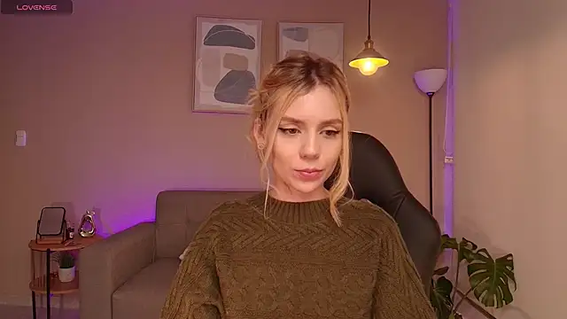 Snapshot of MirandaShaw chatting on February 10, 2025, 2:41 am MirandaShaw online show from February 10, 2025, 2:41 am