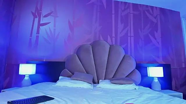 Lezy  online show from March 16, 2025, 7:38 pm