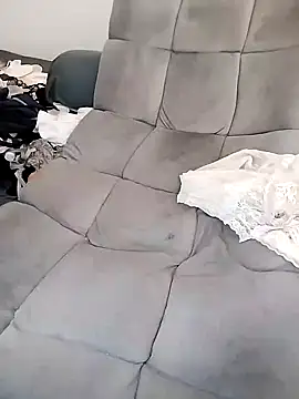 Snapshot of Lika113z chatting on November 13, 2025, 4:00 pm Lika113z online show from November 13, 2025, 4:00 pm