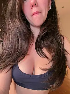 Snapshot of Teya_New chatting on May 23, 2026, 1:10 pm Teya New online show from May 23, 2026, 1:10 pm