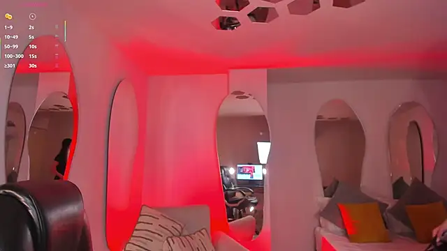 Snapshot of PaulinaSantos_ chatting on September 12, 2025, 7:24 pm PaulinaSantos online show from September 12, 2025, 7:24 pm