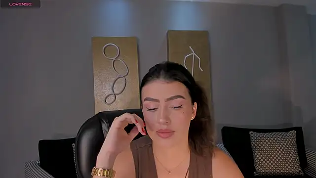 Snapshot of PaulinaSantos_ chatting on May 14, 2026, 7:11 pm PaulinaSantos online show from May 14, 2026, 7:11 pm