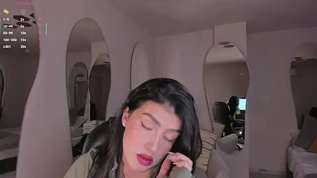 Snapshot of PaulinaSantos_ chatting on September 13, 2025, 7:36 pm PaulinaSantos online show from September 13, 2025, 7:36 pm