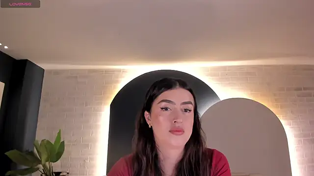 Snapshot of PaulinaSantos_ chatting on June 3, 2026, 7:07 pm PaulinaSantos online show from June 3, 2026, 7:07 pm