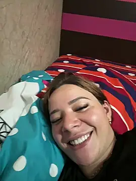 Snapshot of Vanefox chatting on July 9, 2026, 7:57 pm Vanefox online show from July 9, 2026, 7:57 pm
