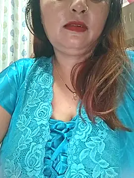 Dianaa9 online show from May 7, 2026, 4:32 pm