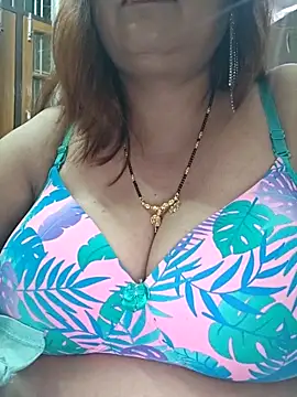 Dianaa9 online show from June 13, 2026, 6:06 pm