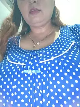 Dianaa9 online show from May 29, 2026, 4:13 pm