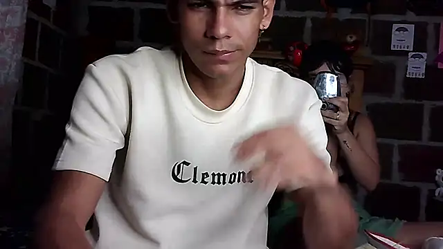 PRINSES24-7 online show from March 16, 2026, 12:31 pm